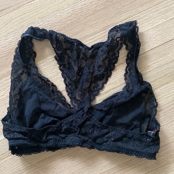 NWOT Victoria Secret Black Lace Racerback Bralette - Picture 4 of 5